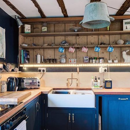 The Dairy, One Bedroom Cottage In A 15Th Century Farmhouse Parham 외부 사진