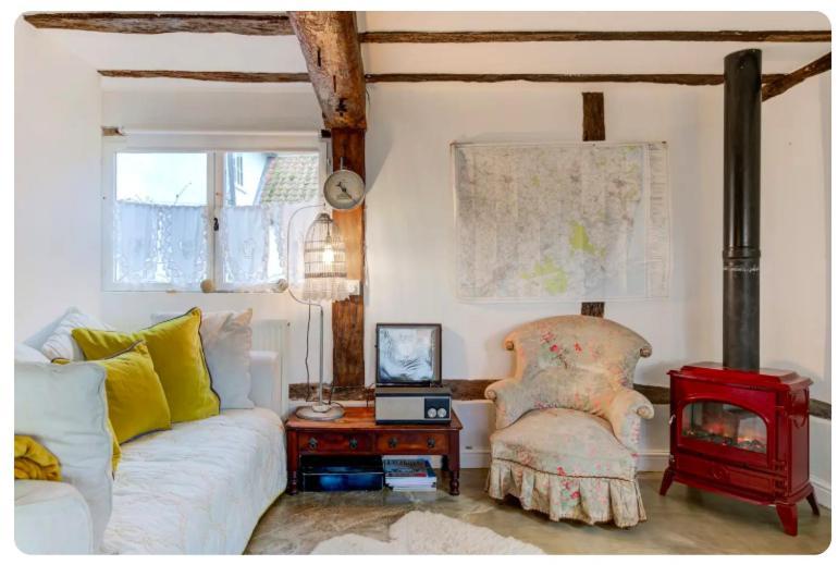 The Dairy, One Bedroom Cottage In A 15Th Century Farmhouse Parham 외부 사진